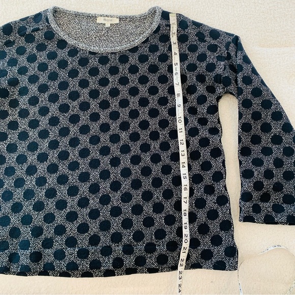 Madewell Reversible Sweater - like new condition. Size Small - Picture 11 of 16